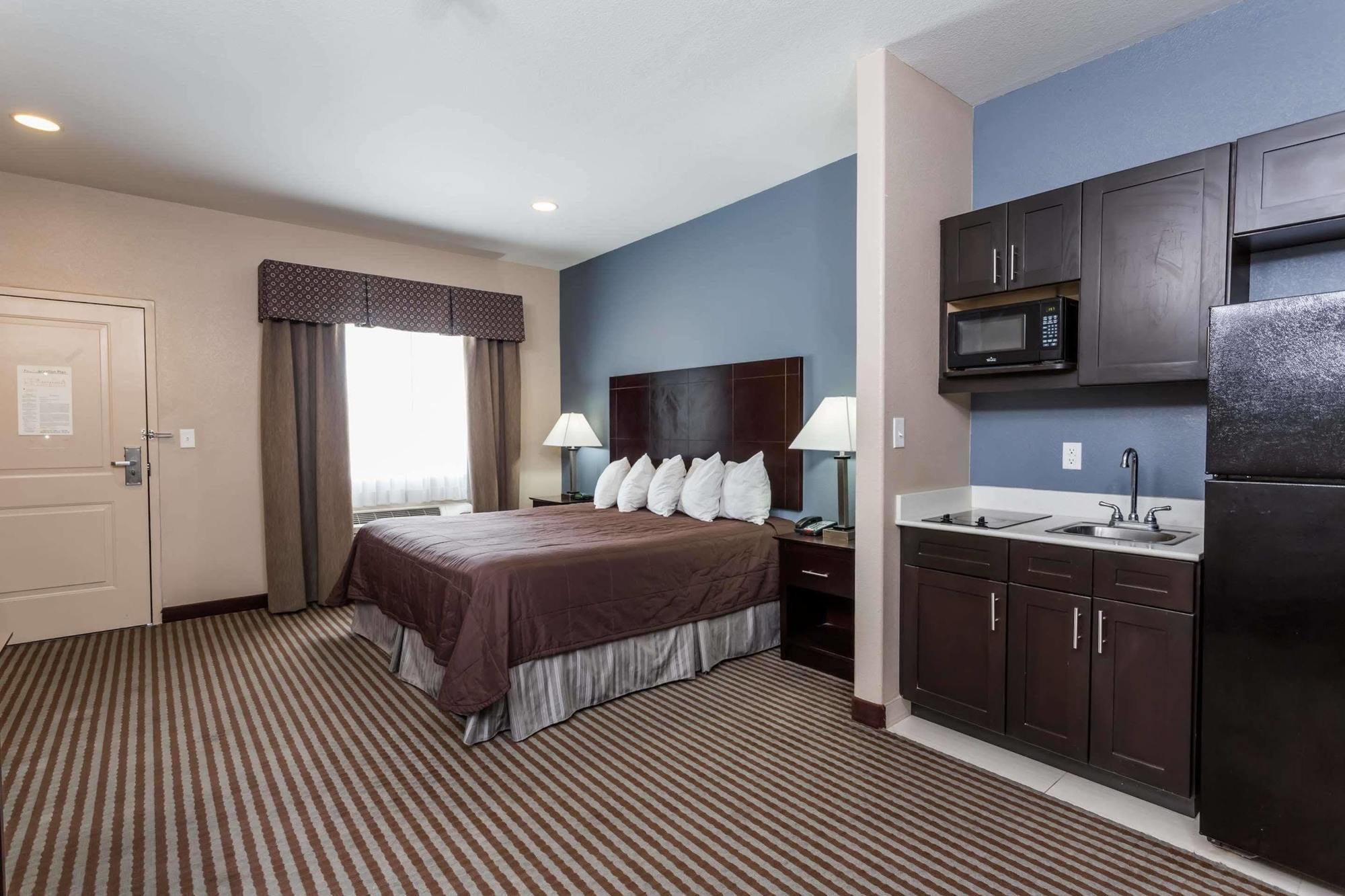 Atria Inn & Suites Three Rivers Esterno foto