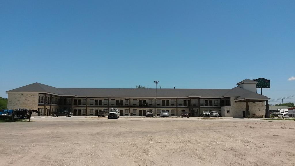 Atria Inn & Suites Three Rivers Esterno foto